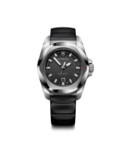 Victorinox I.N.O.X. herreklokke på 43 mm med quartzverk, sort skive, kasse i stål og gummirem.