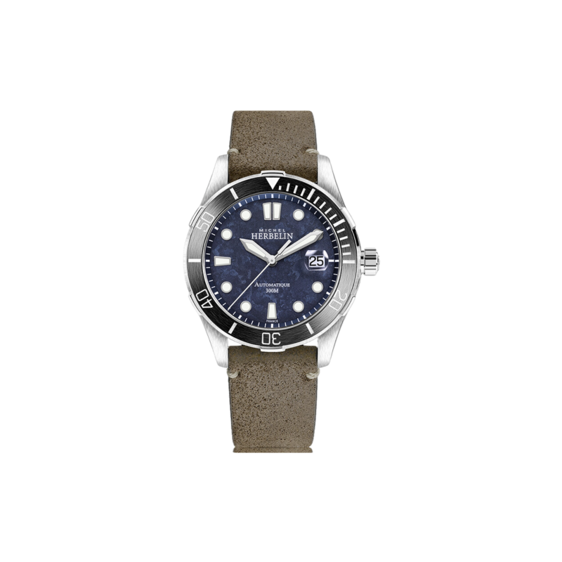 Herbelin Newport Trophy Automatic 42 mm - 1660/AN45B - Urmakerlarsen.no Herbelin Newport Trophy Automatic 42 mm - 1660/AN45B - Urmakerlarsen.no