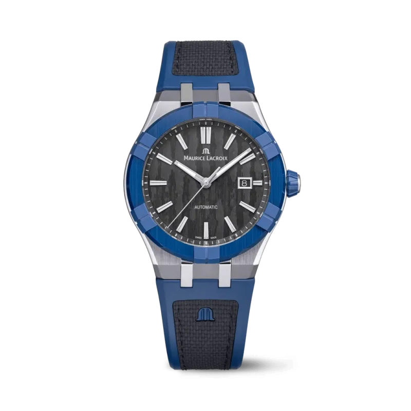 Maurice Lacroix Aikonic til herre på 43 mm med automatisk verk, sort tallskive og gummirem. Maurice Lacroix Aikonic til herre på 43 mm med automatisk verk, sort tallskive og gummirem.